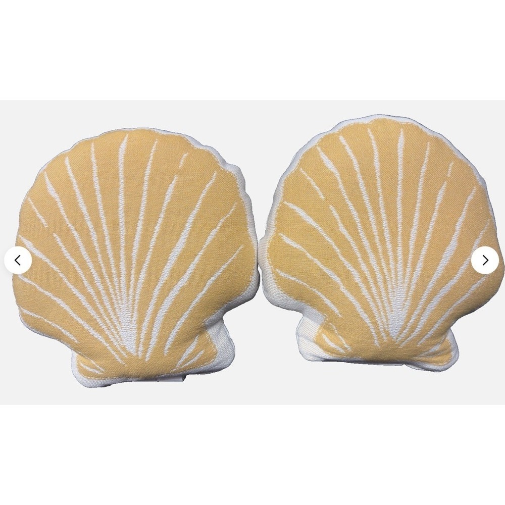 2 pack Room Essentials Seashell Shaped Yellow 16x16" Throw Pillows Sealed NWT